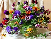 Анютины глазки - алмазная живопись на подрамнике  DV-951115